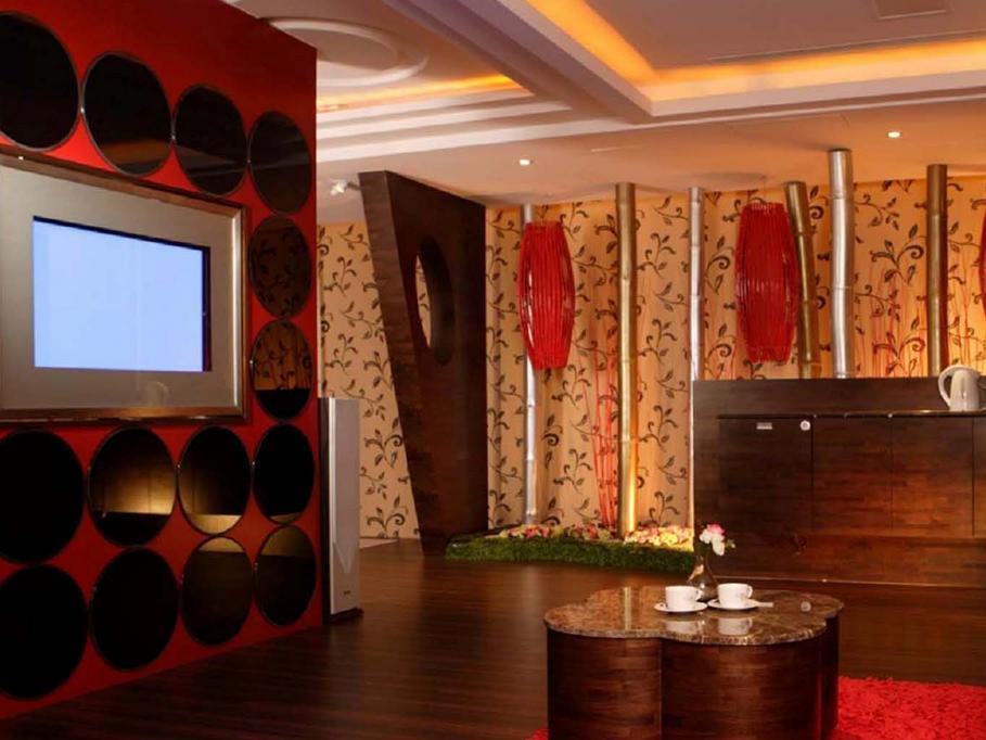 R7 Hotel เกาสง ภายนอก รูปภาพ