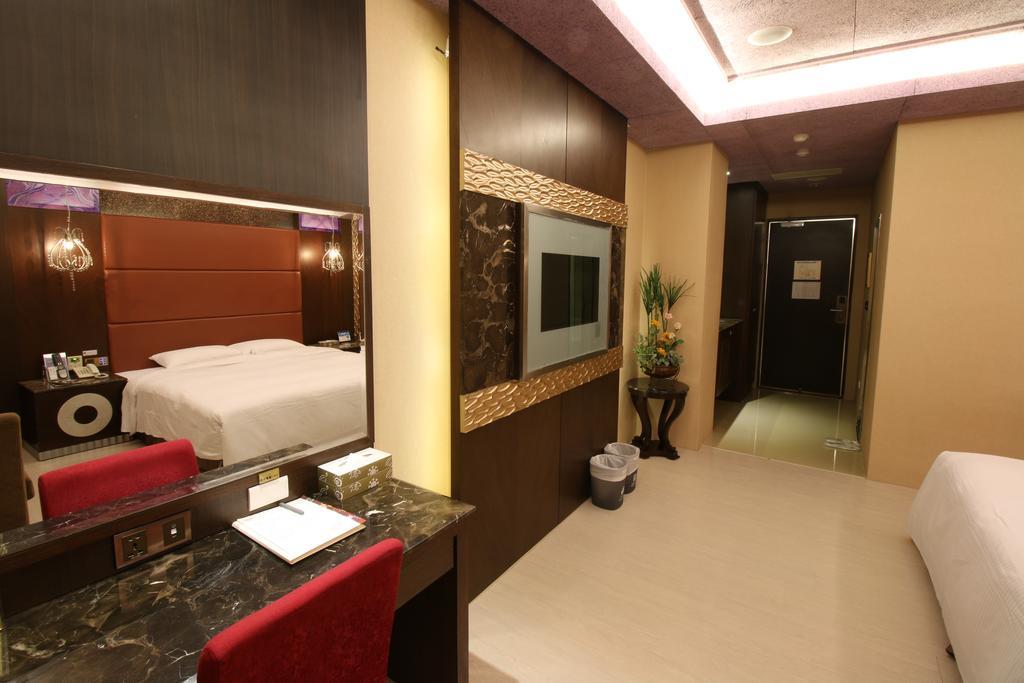 R7 Hotel เกาสง ภายนอก รูปภาพ