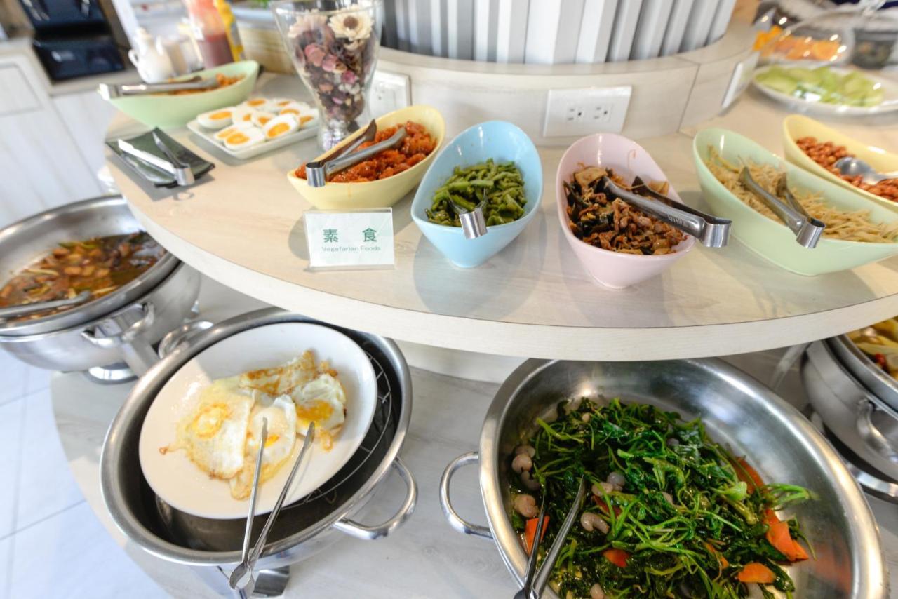 R7 Hotel เกาสง ภายนอก รูปภาพ